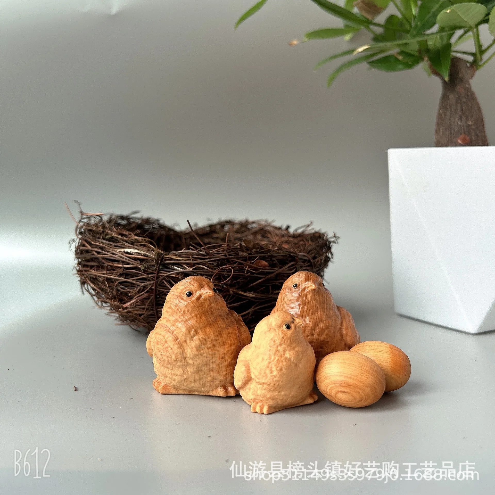 Natural Cypress Wood Craft Happy Chicken Family Figurine Cute Style Home Desktop Ornament Tabletop Decor Souvenir Gift