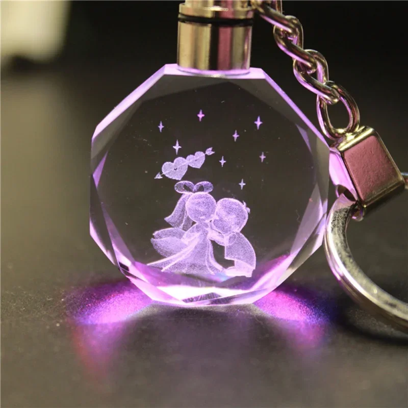 Keychain Glows for Valentine\'s Day 3D Crystal Engraving Couple Small Pendant Crystal Couple Key Chain For Women Girlfriend