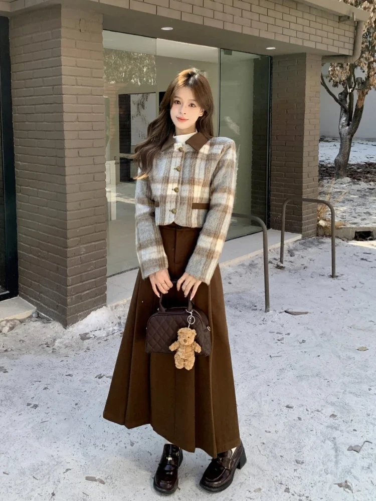 Korean Winter Outer Vintage Plaid Short Jacket Turn Down Collar Coat Pleated Long Skirt Fashion Elegant Two Piece Set for Women