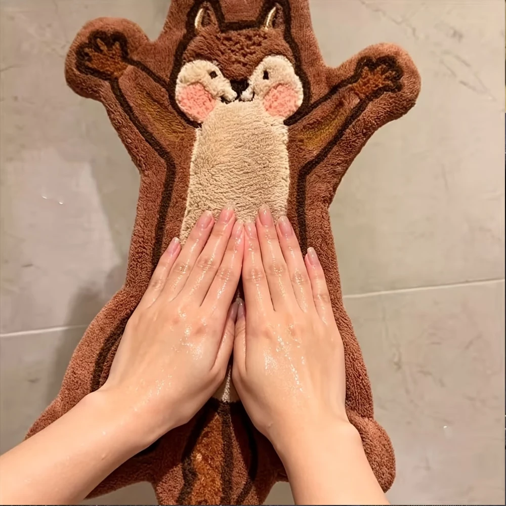1 piece of creative squirrel hanging napkin, thickened coral fleece quick-dry absorbent hand towel, suitable for bathroom, kitchen, and toilet, a creative and interesting home decoration