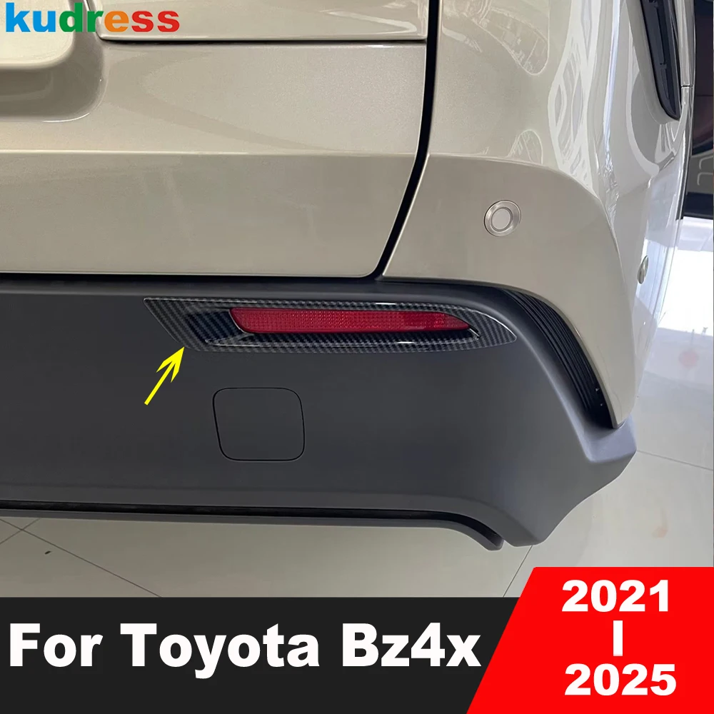 

Rear Bumper Fog Light Lamp Cover Trim For Toyota Bz4x 2021-2023 2024 2025 Carbon Fiber Car Tail Foglight Bezel Trims Accessories