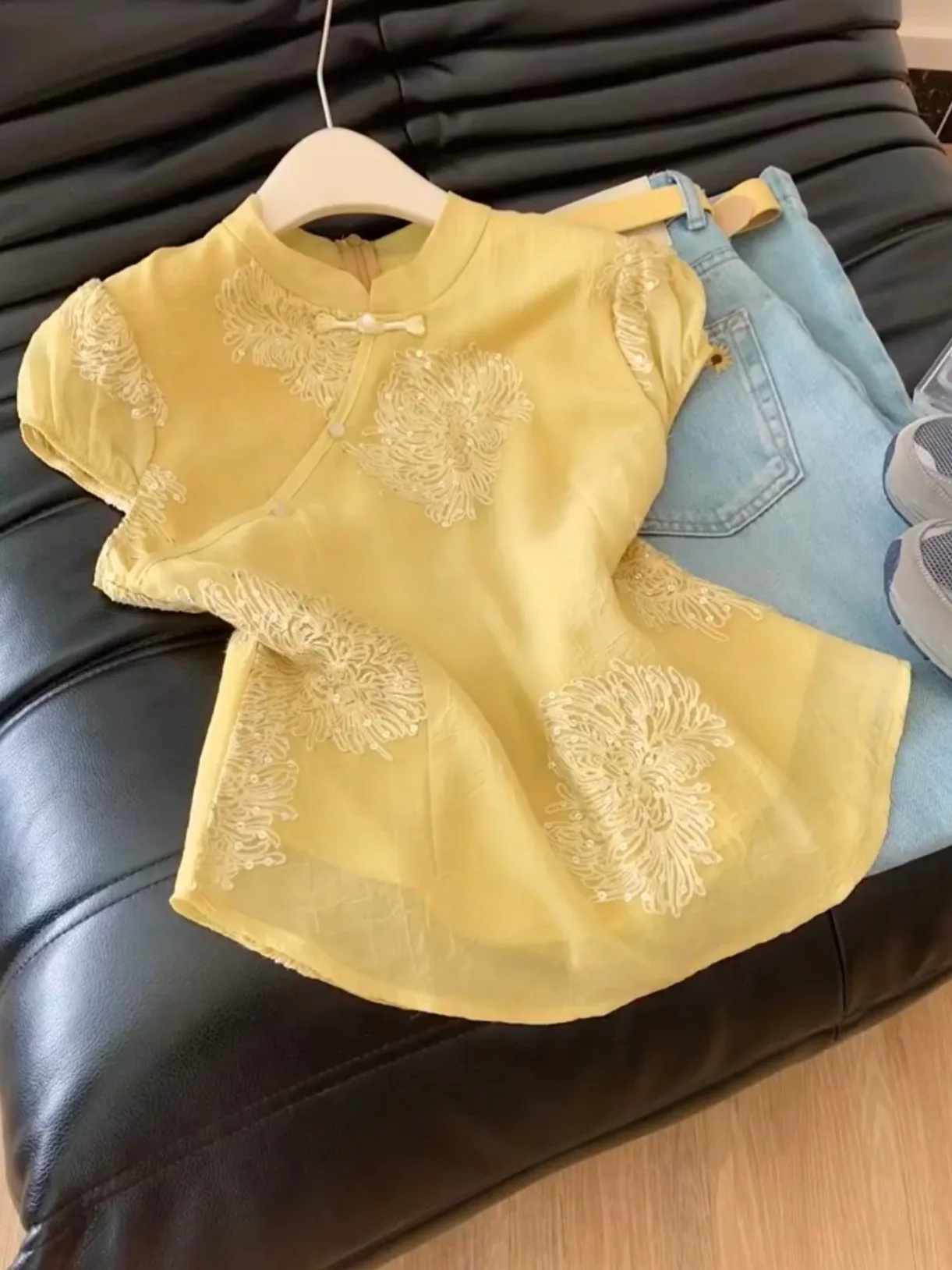 

Ele Chinese Sle ort Sve Embroidered irt Women's Summer Faionable Top Breathable Cotton Polyester Blend