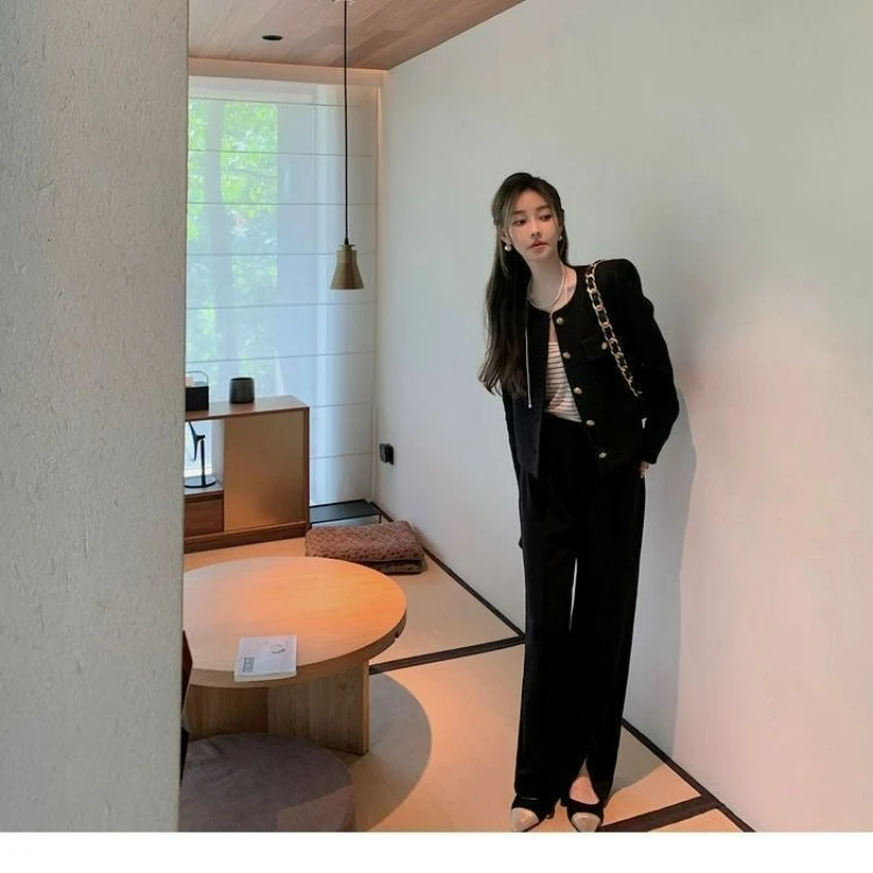 

French Wool Tweed Coat Fashion High-end Gold Button Short Slim Temperament Jackets Spring and Autumn Korean Coats Women Jacket