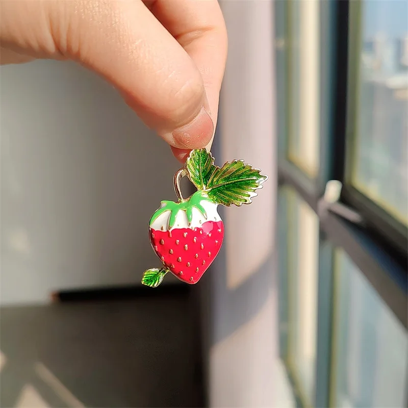 Adorable Strawberry Shaped Mini Metal Brooch Pin - Perfect Accessoryfor Clothes and Great Gift ldea for Girls