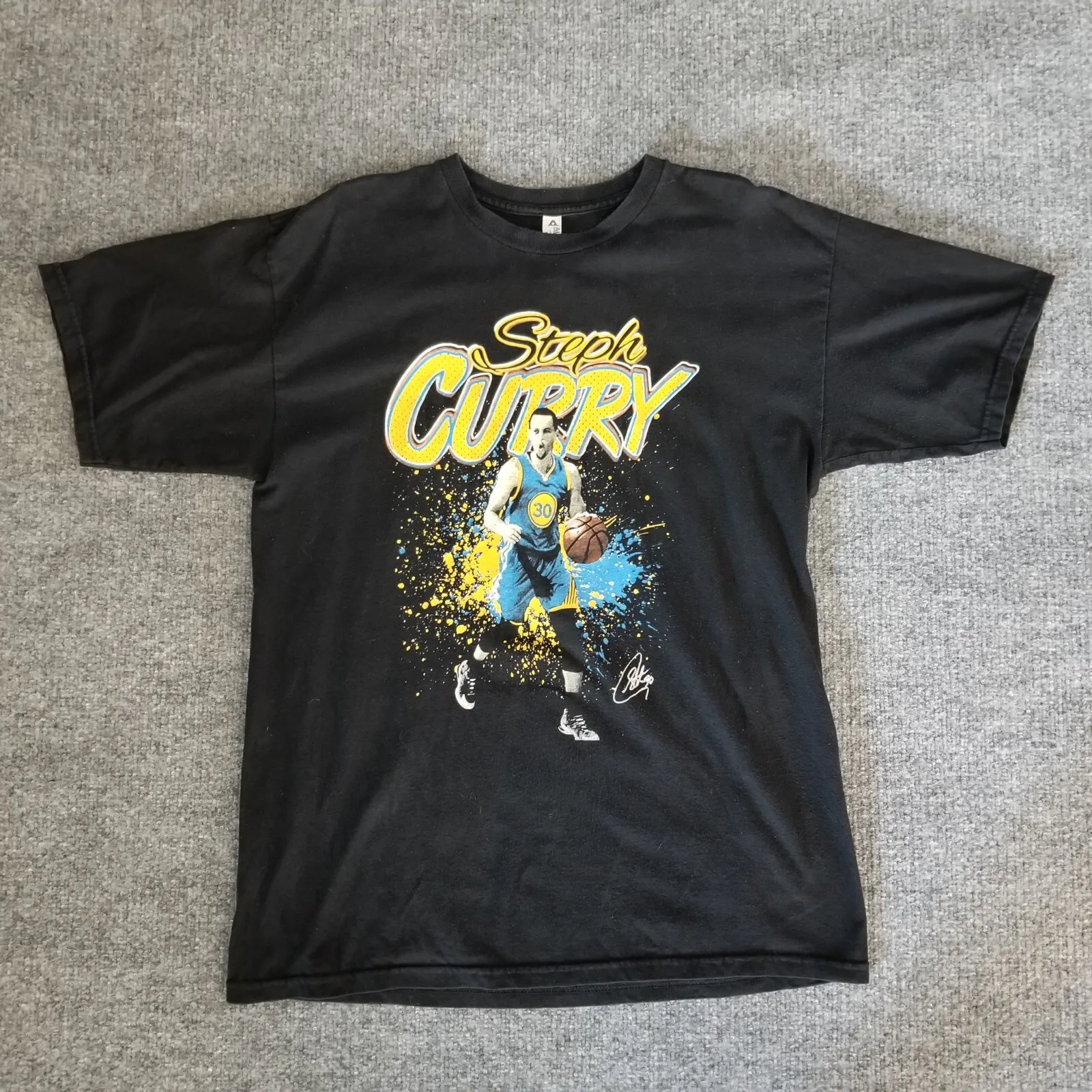 Steph Curry 30 Men TShirt M Black Yellow Blue Graphic Tee Alstyle Premium