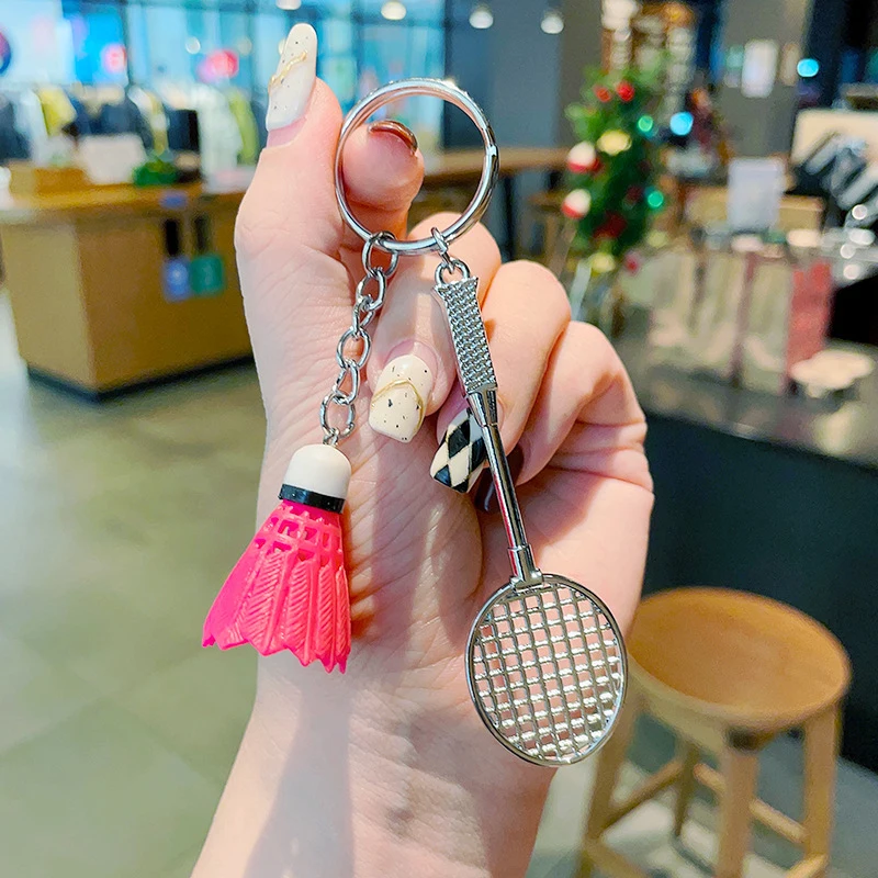 Metal Badminton Keychain para entusiastas, chaveiro do carro de luxo, pingente de corrente anel, novo design, presente legal