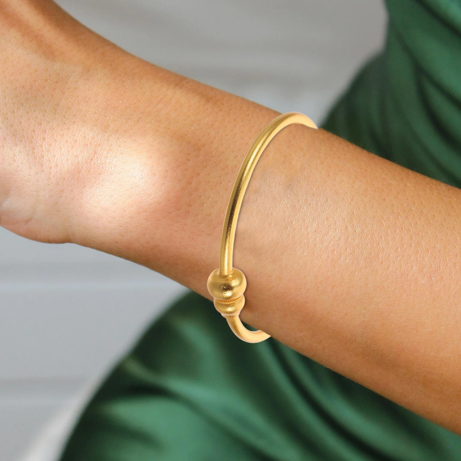 

Gourd Bracelet Chinese Style Metal Bangle Fashion Hand Jewelry Traditional Craftsmanship Aesthetic Wrist Decoration