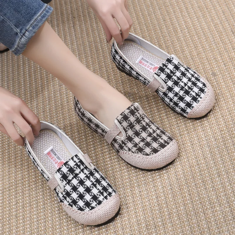 

2025 Hot Sale New Women's Spring New Old Beijing Cloth Shoes Breathable Cotton Linen Shoes A Slip-on Lazy Casual Fisherman Shoes