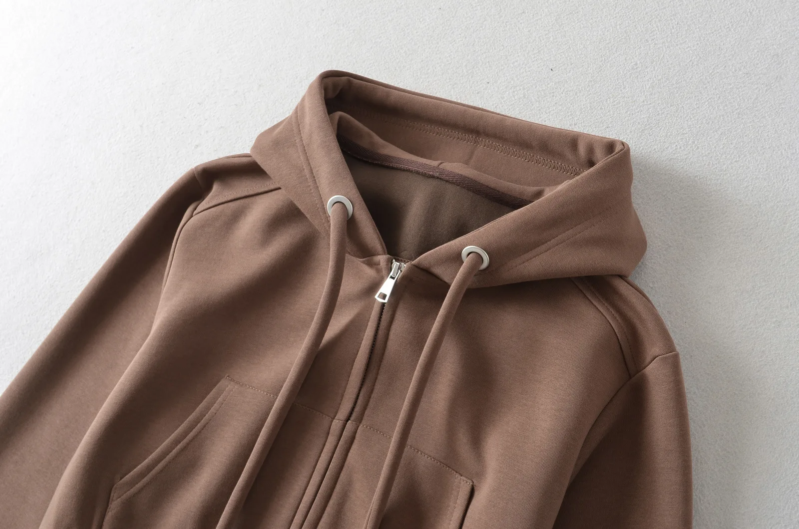 Bluza sportowa z grubym kapturem damska jesienno-zimowa dopasowana podwójny zamek błyskawiczny kurtka sweter z długim rękawem top do biegania