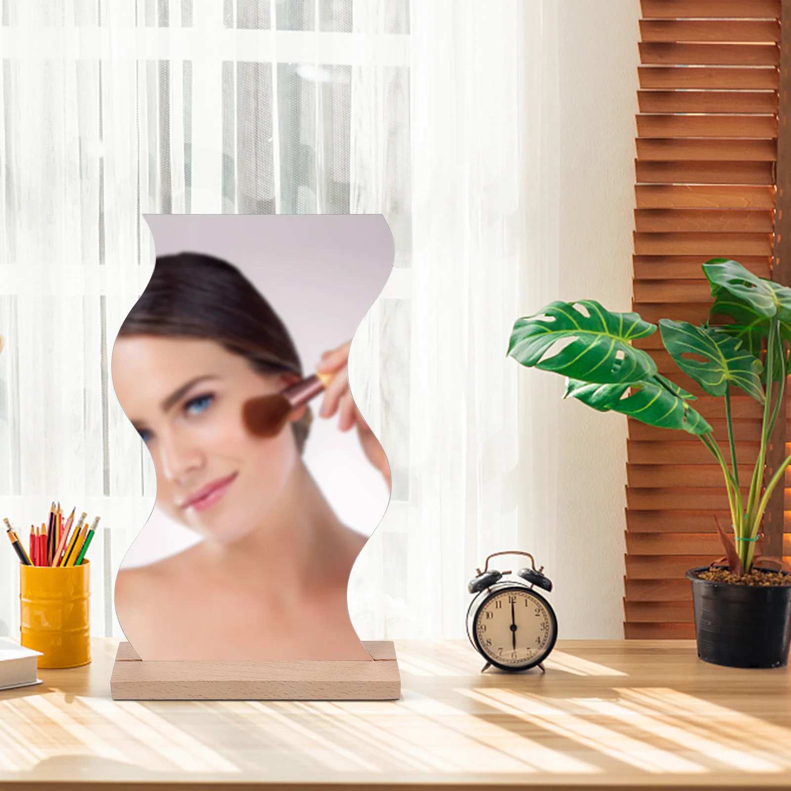 مرآة مكياج لسطح المكتب بقاعدة خشبية من الأكريليك غير منتظمة بدون إطار للطاولة لغرفة النوم والمكتب والنوم