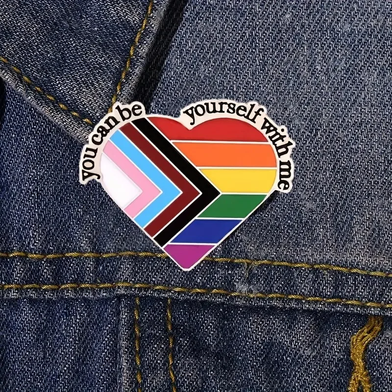 You May Be Yourself with Me Progress Pride Flag Silver Metal Heart Lapel Pin Brooches Badge Rainbow Color LGBTQ Flag Pin 20*25mm