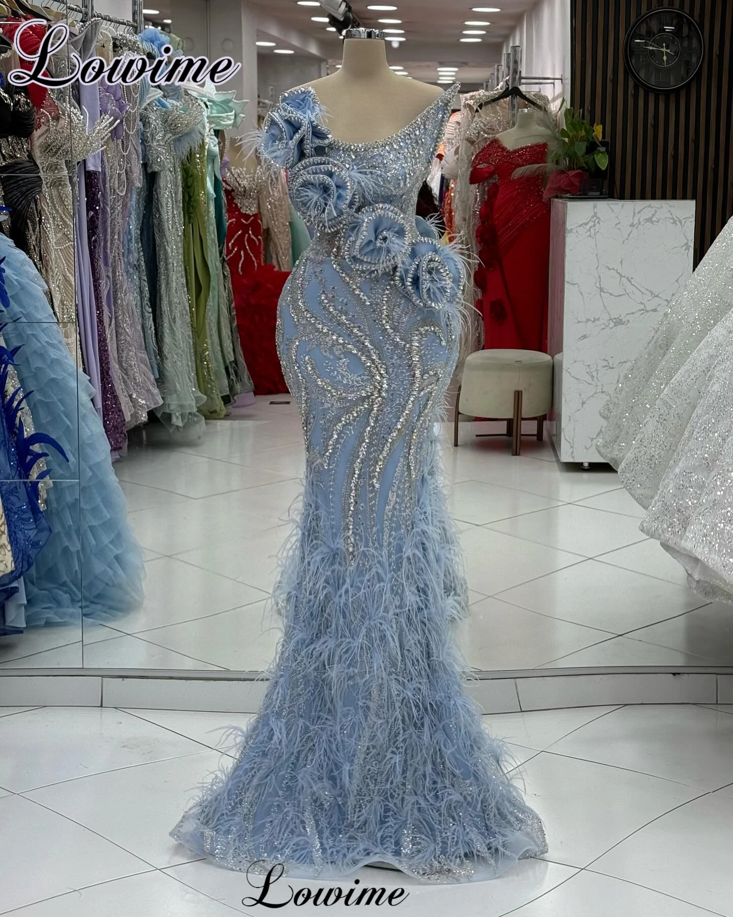 Newest Blue Prom Dresses With Feathers Crystals Strapless Evening Party Dresses For Women Celebrity Dress Robe Femme Customized