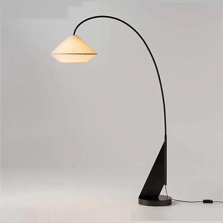 High-end fishing lights, living room atmosphere, light luxury floor lamps next to the sofa