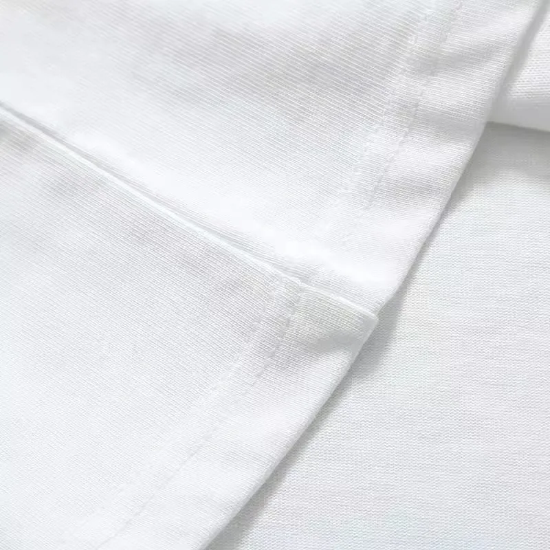 Sommerliches Herren-T-Shirt aus 100% Baumwolle, lässiger, lockerer Schnitt, großer Buchstabendruck, Rundhalsausschnitt, Kurzarm, High-Street-Style, Unisex. – Detail 3