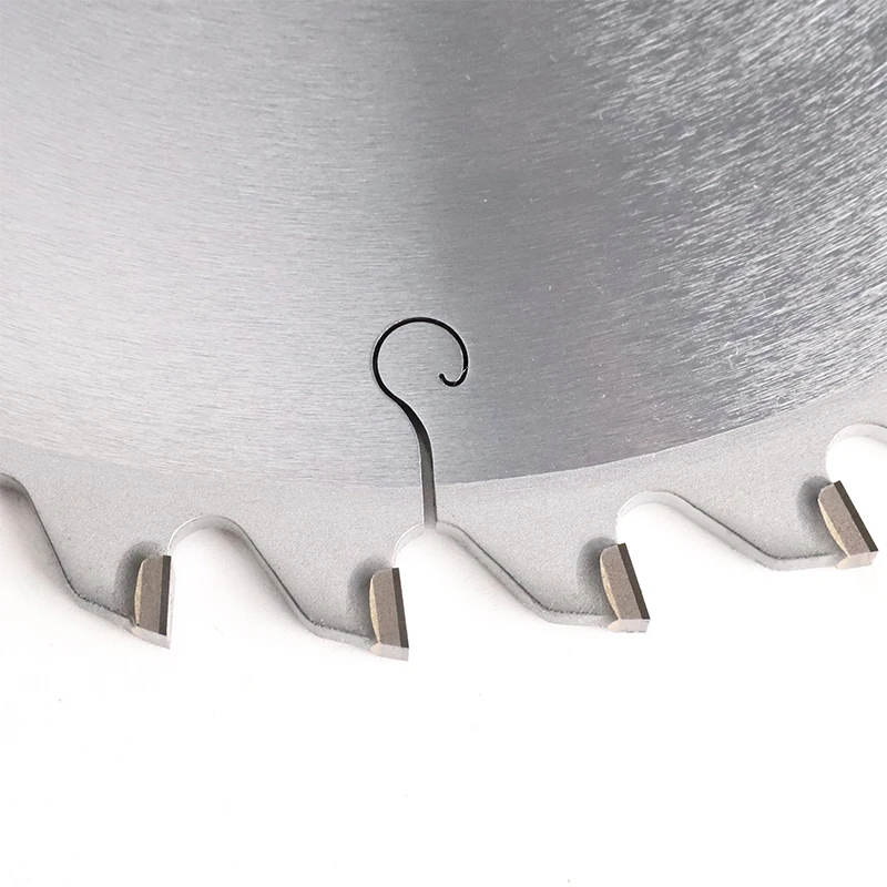 

Полотно циркулярной пилы PCD Резка древесины Алмазная резка Алюминий Полотно циркулярной пилы по дереву