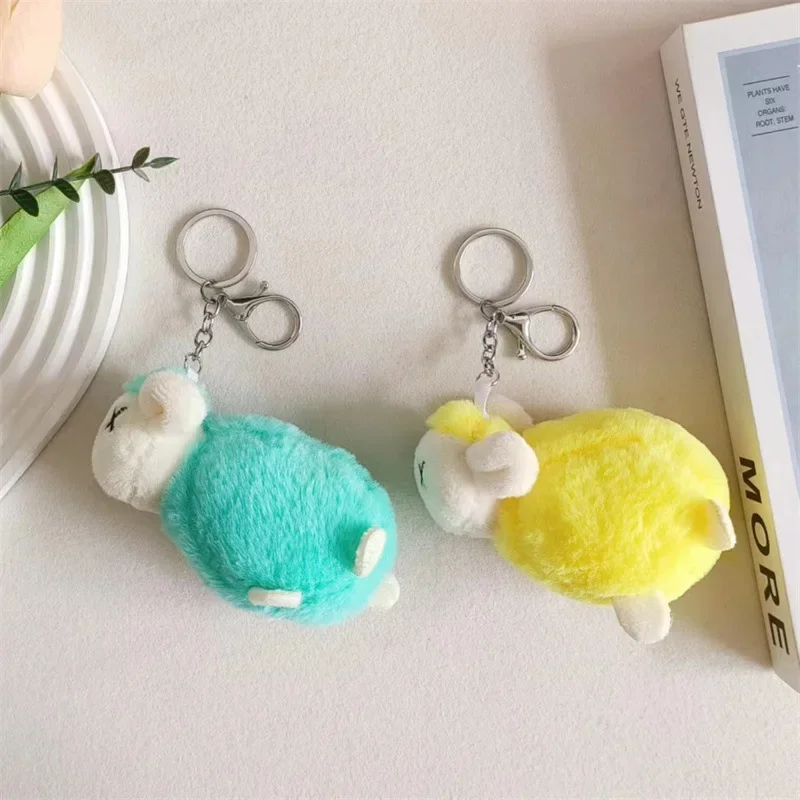 Lindos animales de cordero de dibujos animados juguetes de peluche suaves decoración de mochila Kawaii llavero de diseño exclusivo regalos de cumpleaños para niñas