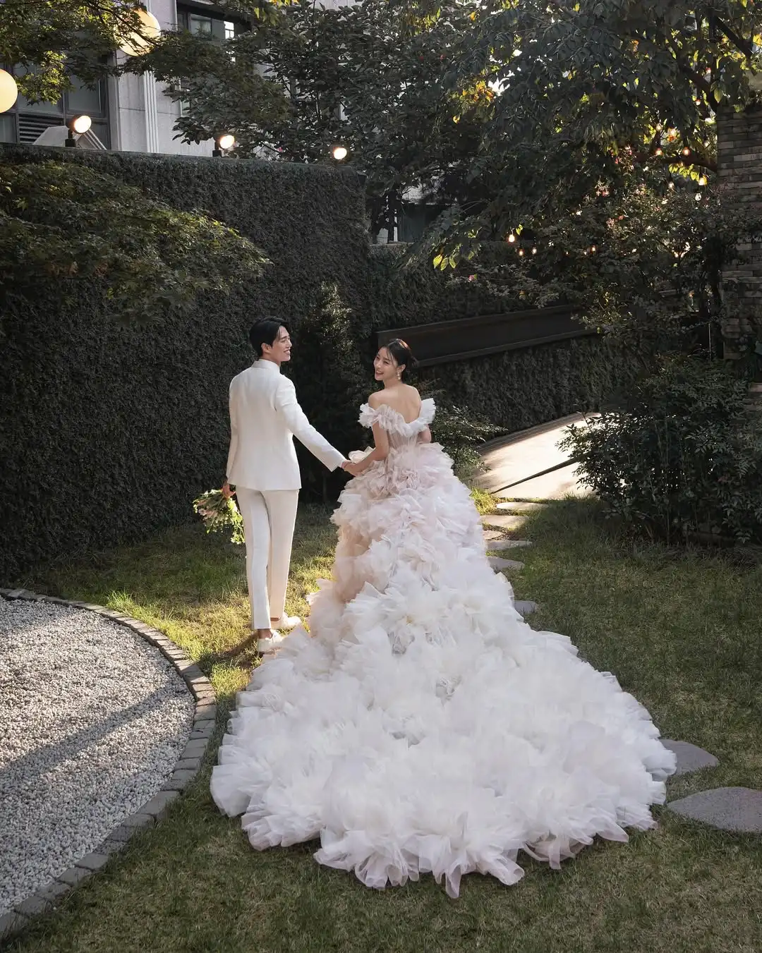 MD Gradient New A-line Off Shoulder Evening Dress Tulle Pleat Korea Photoshoot Sweep Train Evening Gown Corset Customised 웨딩드