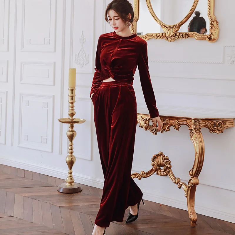Casual Suit Autumn New Women's Clothing Fashion Velvet Two-piece Set Foreign Style Age-reducing Wide-leg Pants Trousers