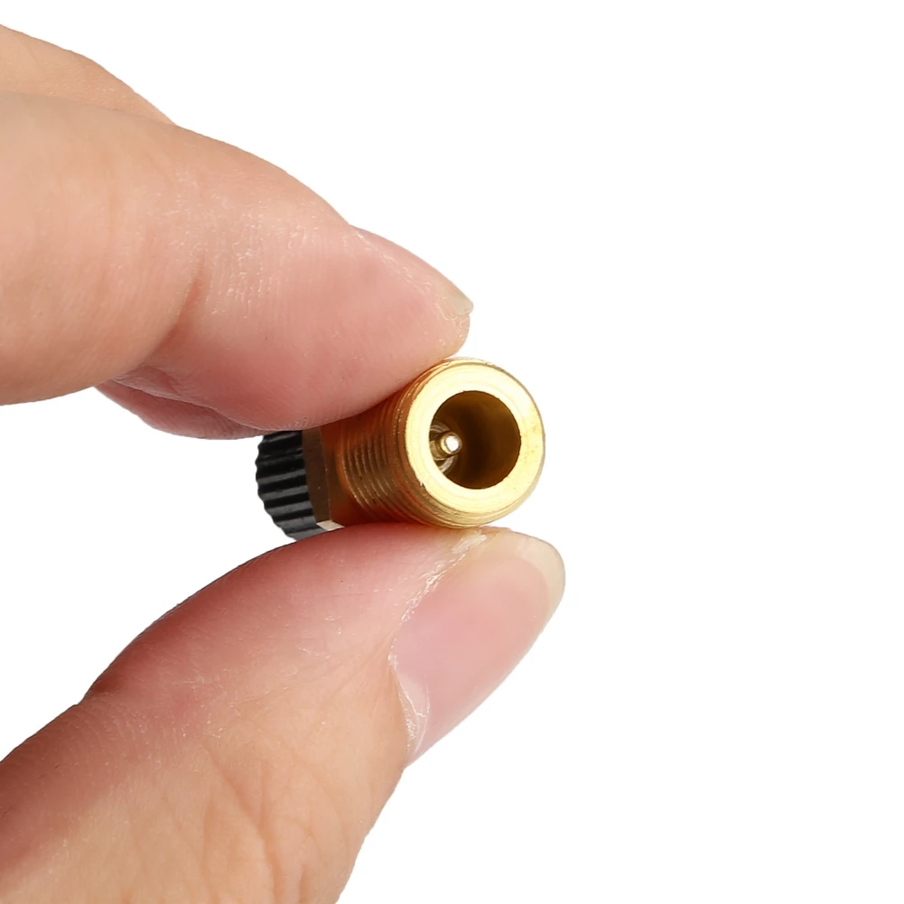 1/8 "NPT صمام ضاغط الهواء النحاس 200-300PSIG ملء صمام مع غطاء واقي مكافحة الصدأ الإطارات النحاس صمام لأنظمة خزان الهواء