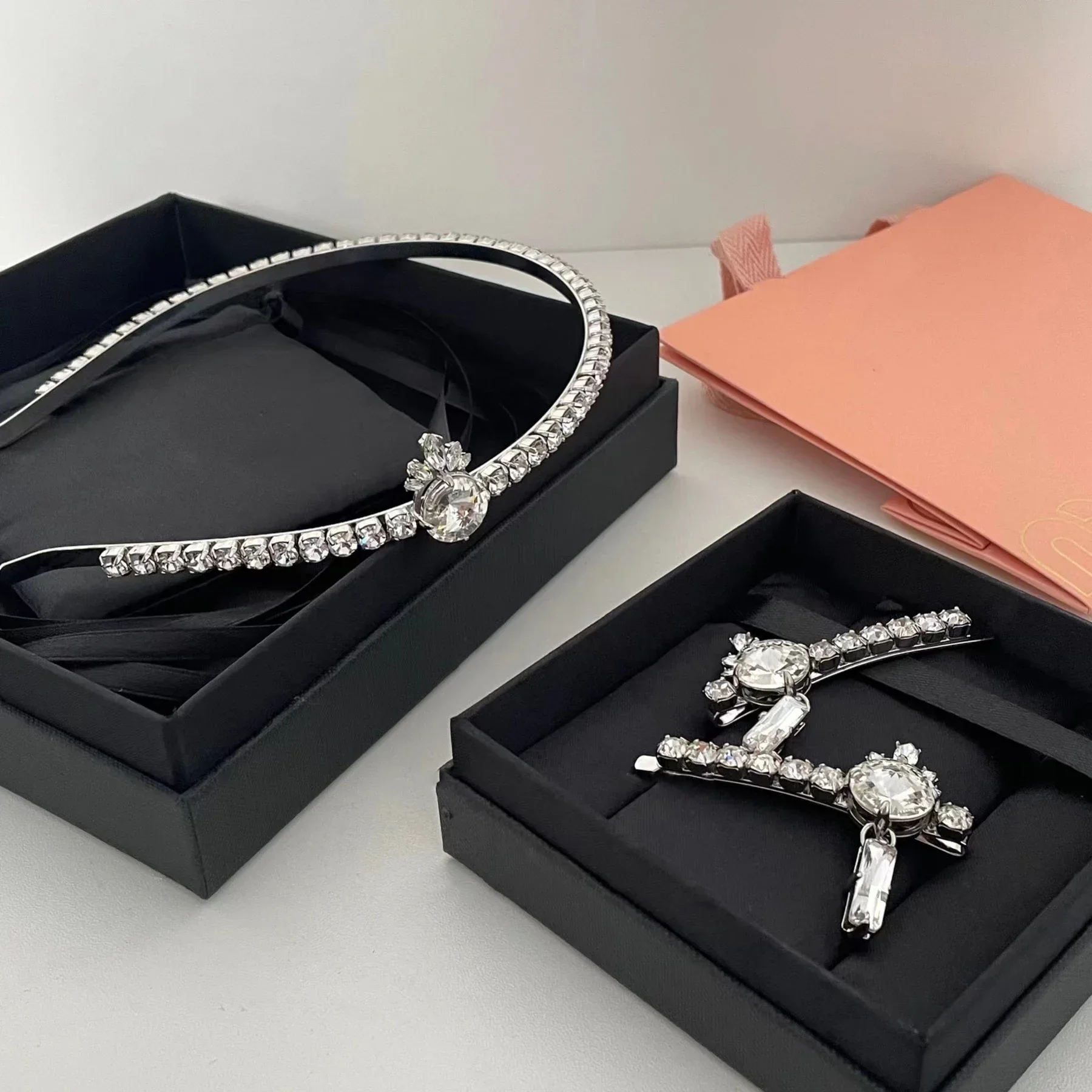 

Designer Jewelry Crystal Crown HairHoop HairPin Choker Luxury Set Women Top Quality Brand HairBand Lovely Girl Trend