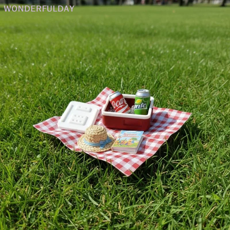 New 1 Set Summer Outdoor Scene Beverage Cooler Dollhouse Miniature Portable Refrigerator Box Simulation Ice Drink Kit