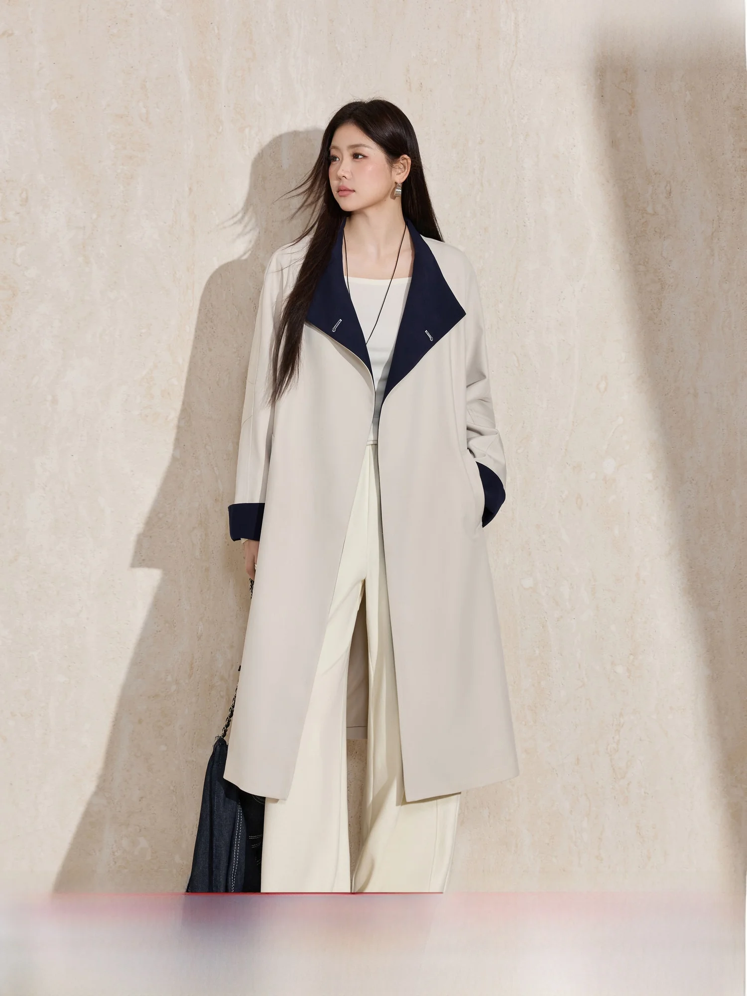 

Синяя женская повседневная ветровка большого размера с цветными вставками и воротником, новая весенняя модель, простое пальто с длинными рукавами