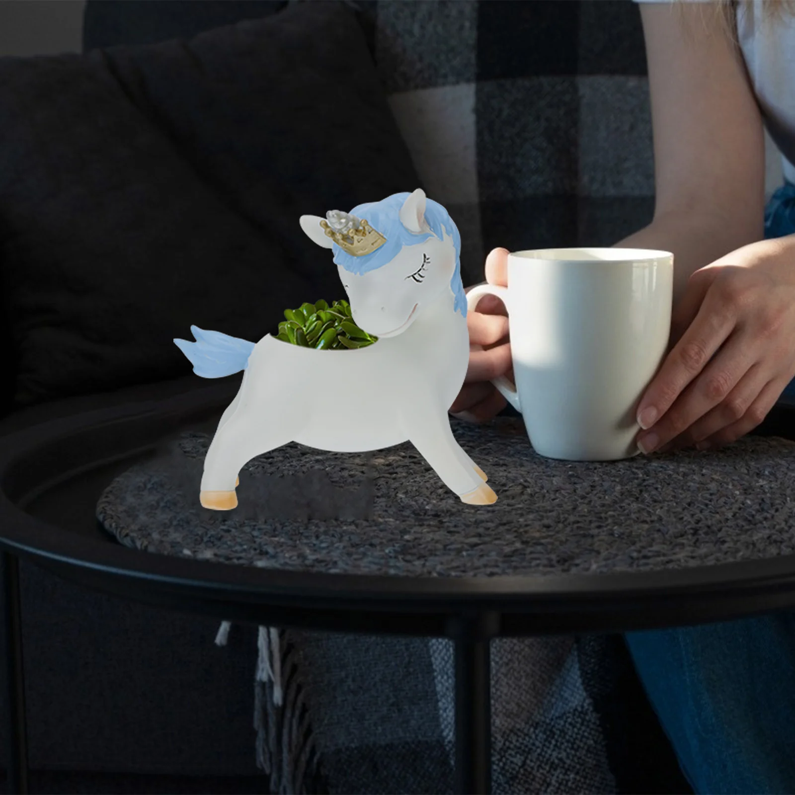

1Pcs Unicorn Shaped Resin Mini Succulent Flower Pot Lovely Cartoon Design for Desktop Decor Garden Planting Bonsai Container
