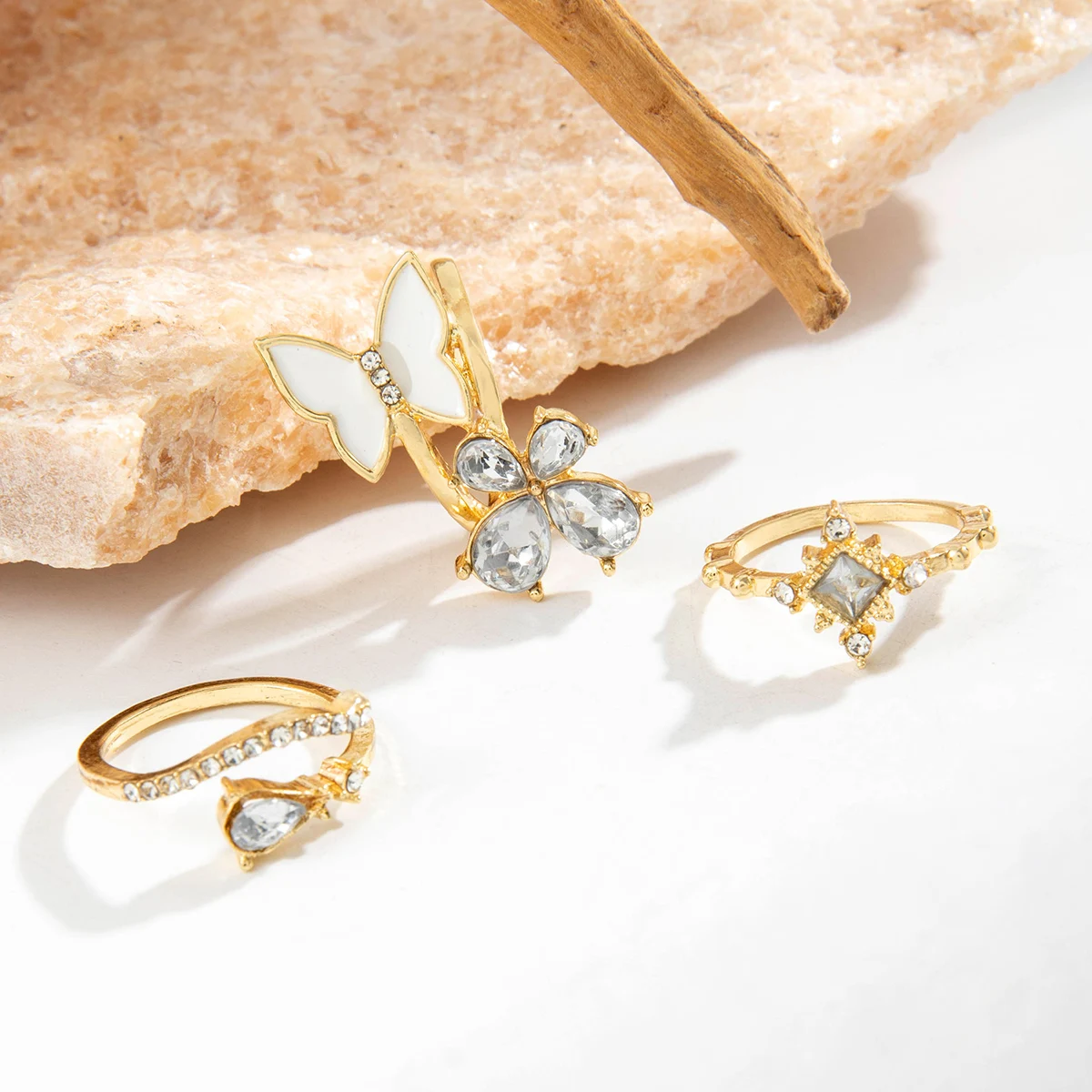 Tocona Luxury Crystal Stone Butterfly Finger Rings Set for Women Trendy Water Drop Rings Set Jewelry Party 5Pcs/Set 26507