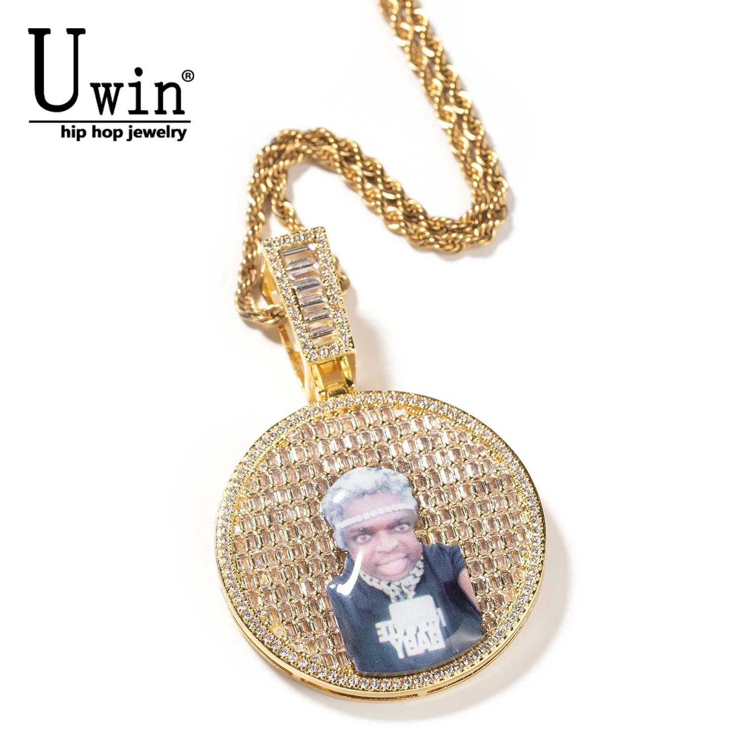 Uwin Custom 3 Sizes Round Medallion Personalized Memory Photo Pendant Necklace Paved CZ Engraved Back Men Women Hiphop Jewelry