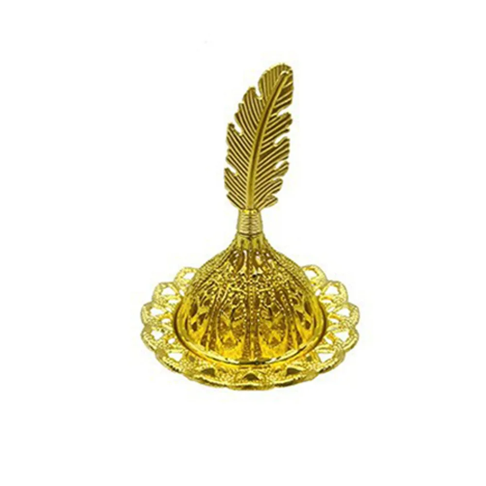 Decorative Alloy Metal Incense Burner Gold Retro Mini Censer Holder Hollow Out Star Moon Pattern Aromatherapy Burner Middle East