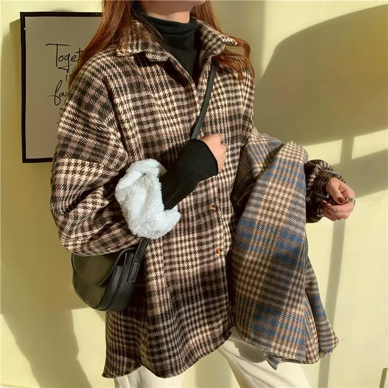 Velvet Thick Warm Women\'s Plaid Shirt 2022 Stripe Female Long Sleeve Tops Winter Fleece Casual Check Blouse Autumn Clothes XXXL