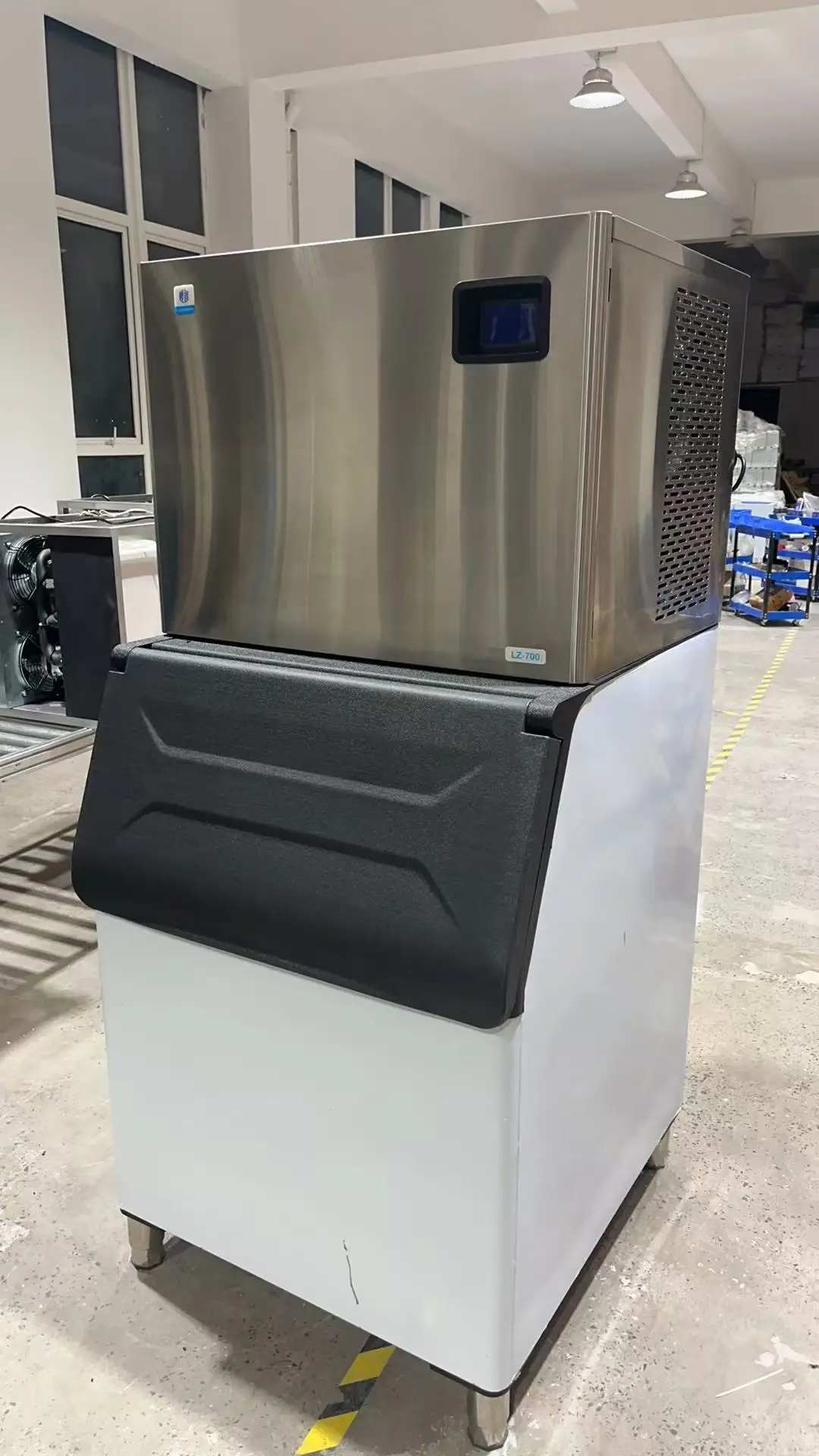 160kg Daily LZ-350 Commercial Crystal Clear Ice Cube Maker Machine for Restaurants/Shop/Hotel