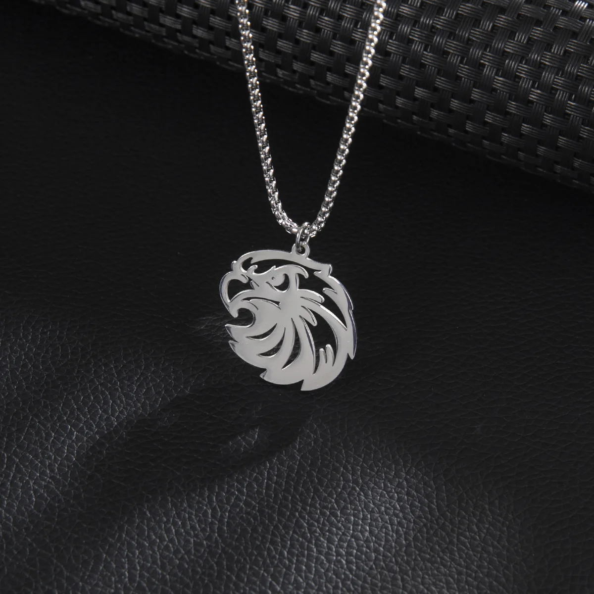 Foreign trade cross-border stainless steel jewelry necklace does not fade women's summer hollow eagle bird pendant long collarbo