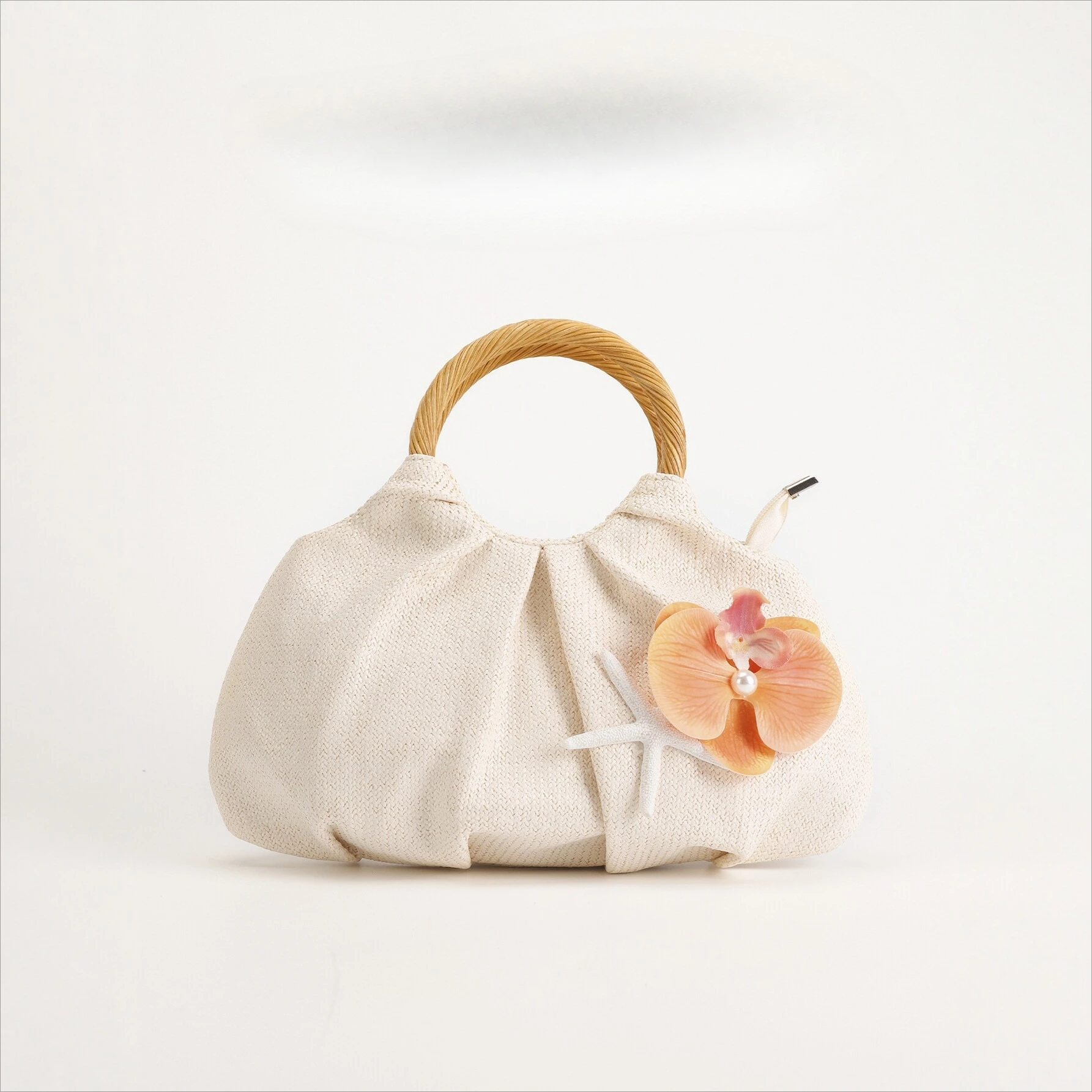 

New straw handbag women's summer niche design bamboo bag high-end flower decoration beach bag