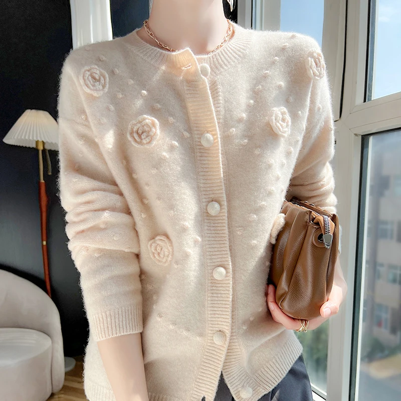 Camellia wool cashmere sweater knit cardigan women\'s round neck autumn and winter 2023 new drum loose pure wool top Hot fashion