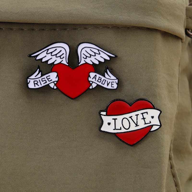 Alfileres personalizados con forma de corazón, broches que mantienen el crecimiento para sombrero, camisa, solapa, insignias, regalo de joyería para amantes, amigos, esmalte de amor verdadero