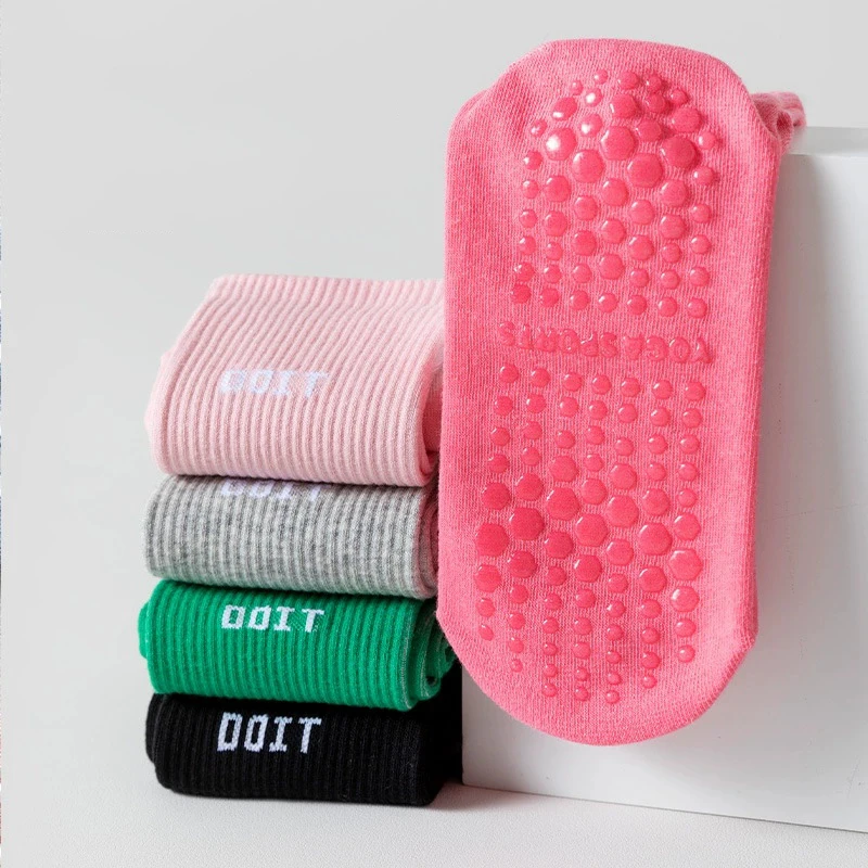 CHAOZHU 7 Pairs Anti-slip Silicone Dots Yoga Week Socks Solid Colors Combed Cotton Knitting Do It Letters Women Socks Sport