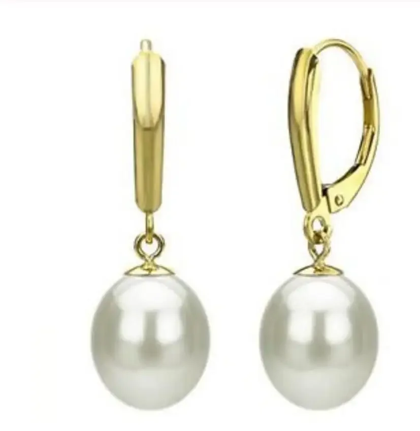 

a pair of natural AAA 10-12MM South sea white pearl earrings