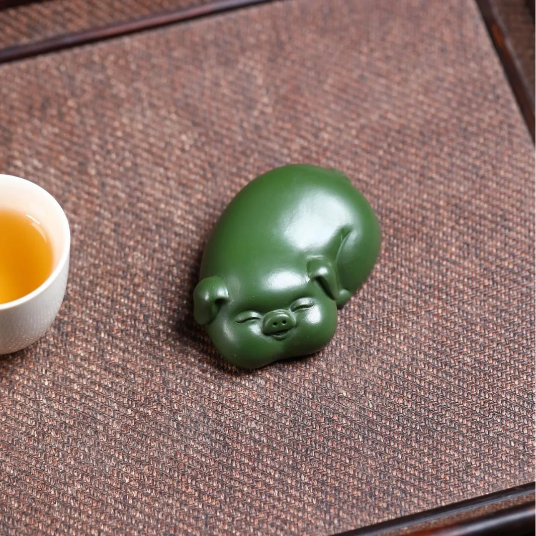 Yixing Purple Green Clay Small Fortune Pet, Wealth-Attracting Pig Ornament, Home Tea Set Accessory, Chinese-Style Collectible