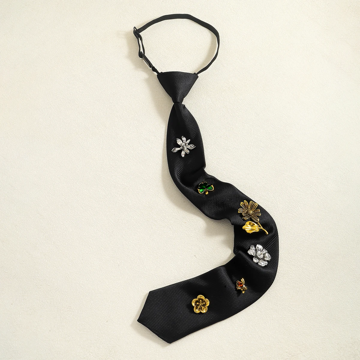 ZAA الخريف العصرية زهرة الحشرات التعادل الأوروبية والأمريكية مبالغ فيها INS نمط ضوء الفاخرة مع ربطة عنق متعددة العناصر