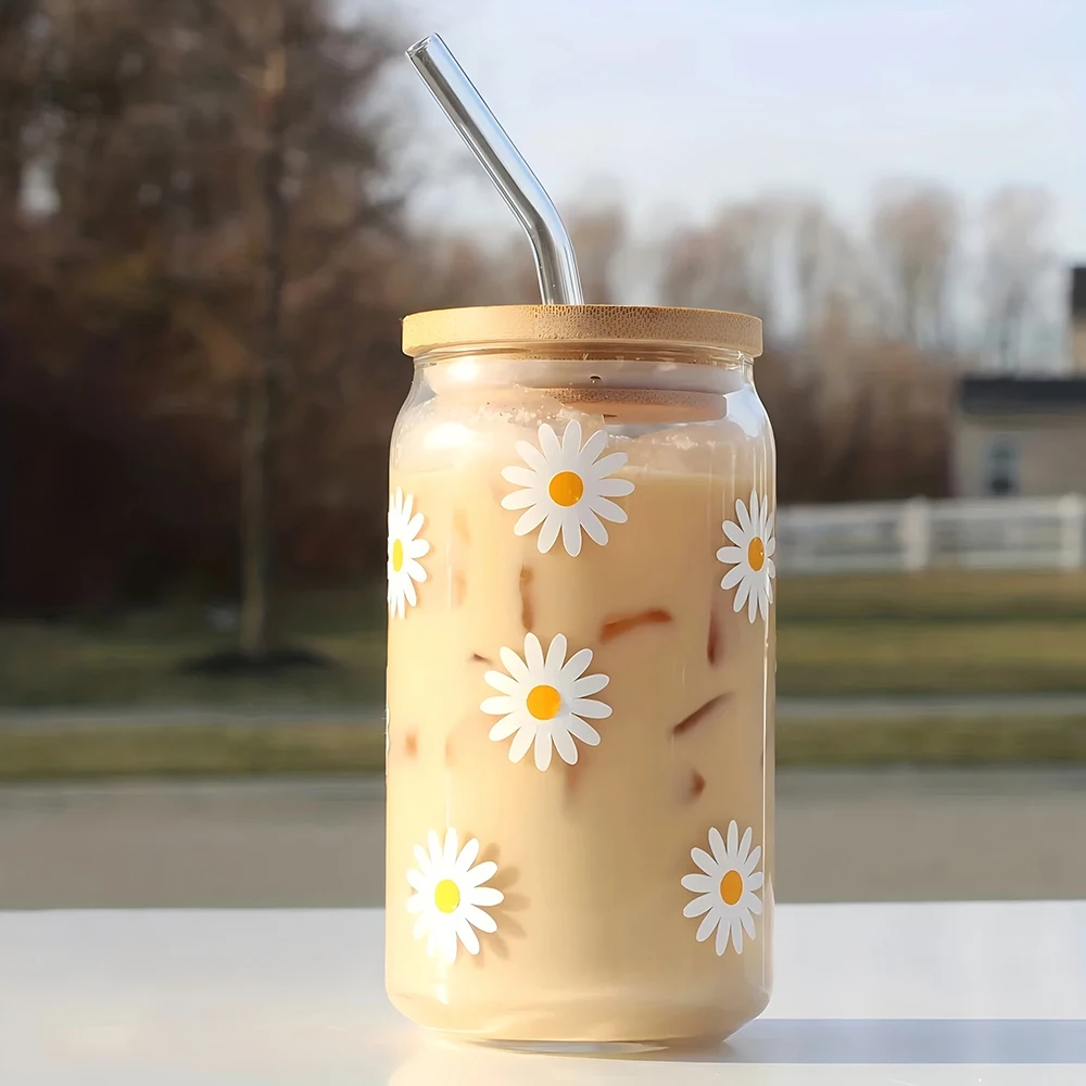 Daisy Glass Cup with Lid and Straw,Christmas Gifts Iced Coffee Cup,Flower Mug Aesthetic Drinking Cup,Floral Print Cute Glass Cup