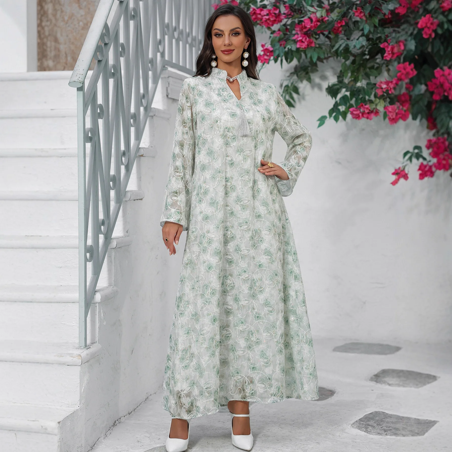 

Мусульманские женские платья: Абайя, праздничные платья для Ид и Рамадана, кафтаны с бахромой, джалабии, дубайские кафтаны, исламские арабские длинные платья, марокканские халаты.