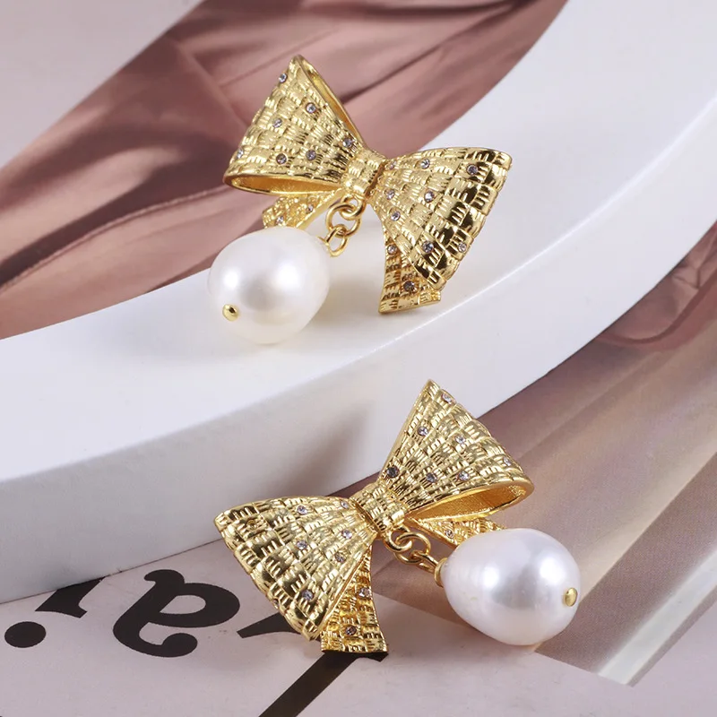Cute Sweet Temperament Bowknot Shape Age-reducing Fashion Freshwater Pearl Earrings for Women