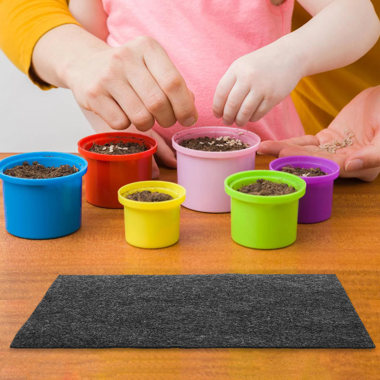 

8 pcs Automatic Felt Pad Self Mat Plant Growing Black Felt DIY Cuttable Size Gardening System