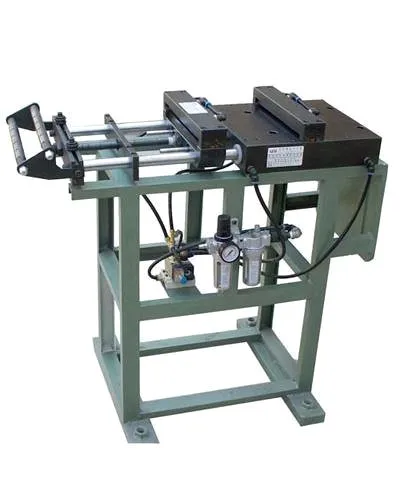 Prezzo di fabbrica Alimentatore pneumatico AF-1C Alimentatore d'aria Alimentatore automatico per lamiera Macchina per la produzione di bastoncini con asta tonda in legno