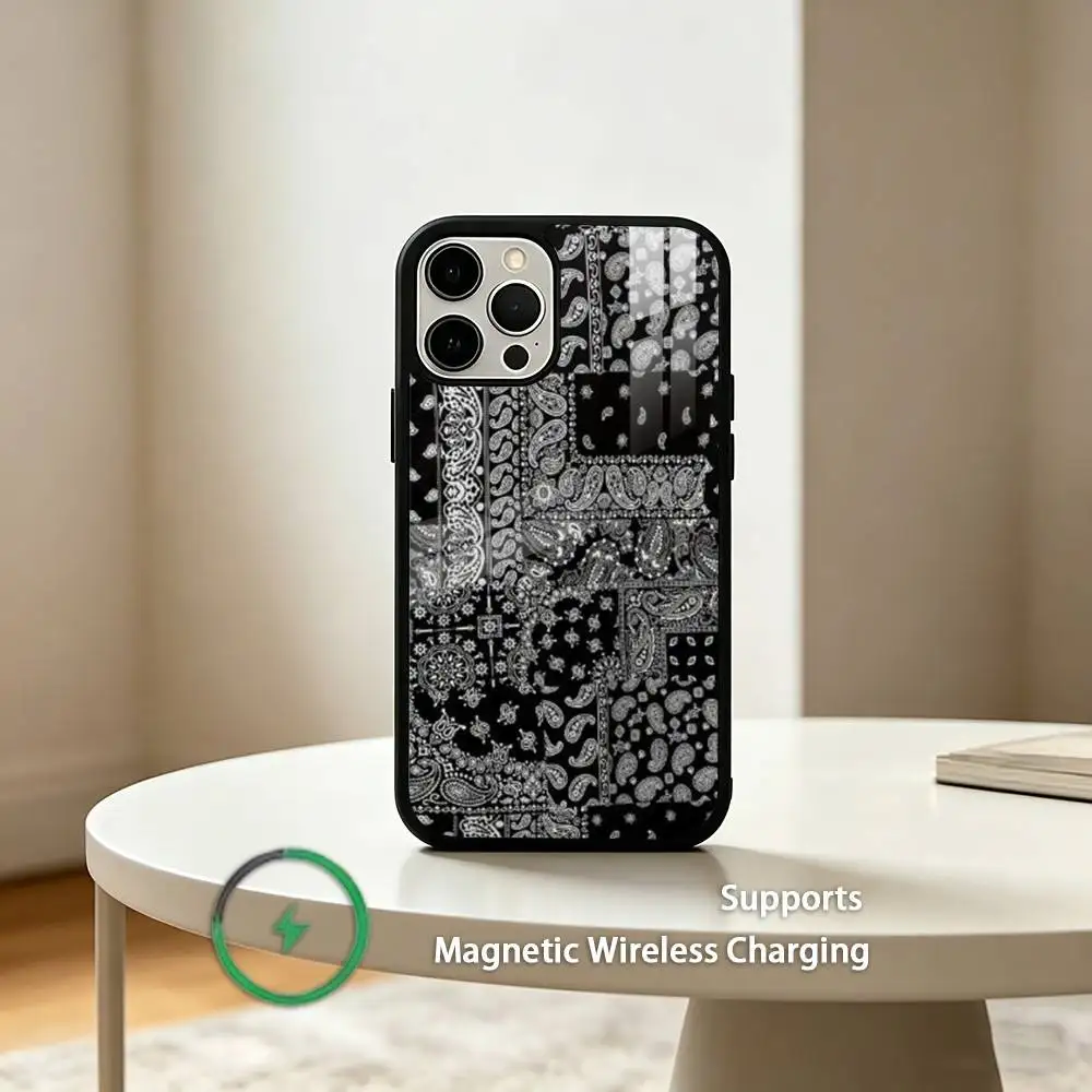 P-Paisley Bandana Patchwork Phone Case For iPhone17,16,15,14,13,12,11 Plus,Pro Supports Magnetic Wireless Charging