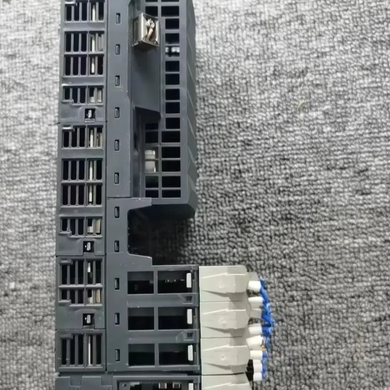 

Новая упаковка 8V1320.001-2 8V1180.001-2 8V1045.00-2 8V1180.00-2 Сервопривод Быстрая доставка