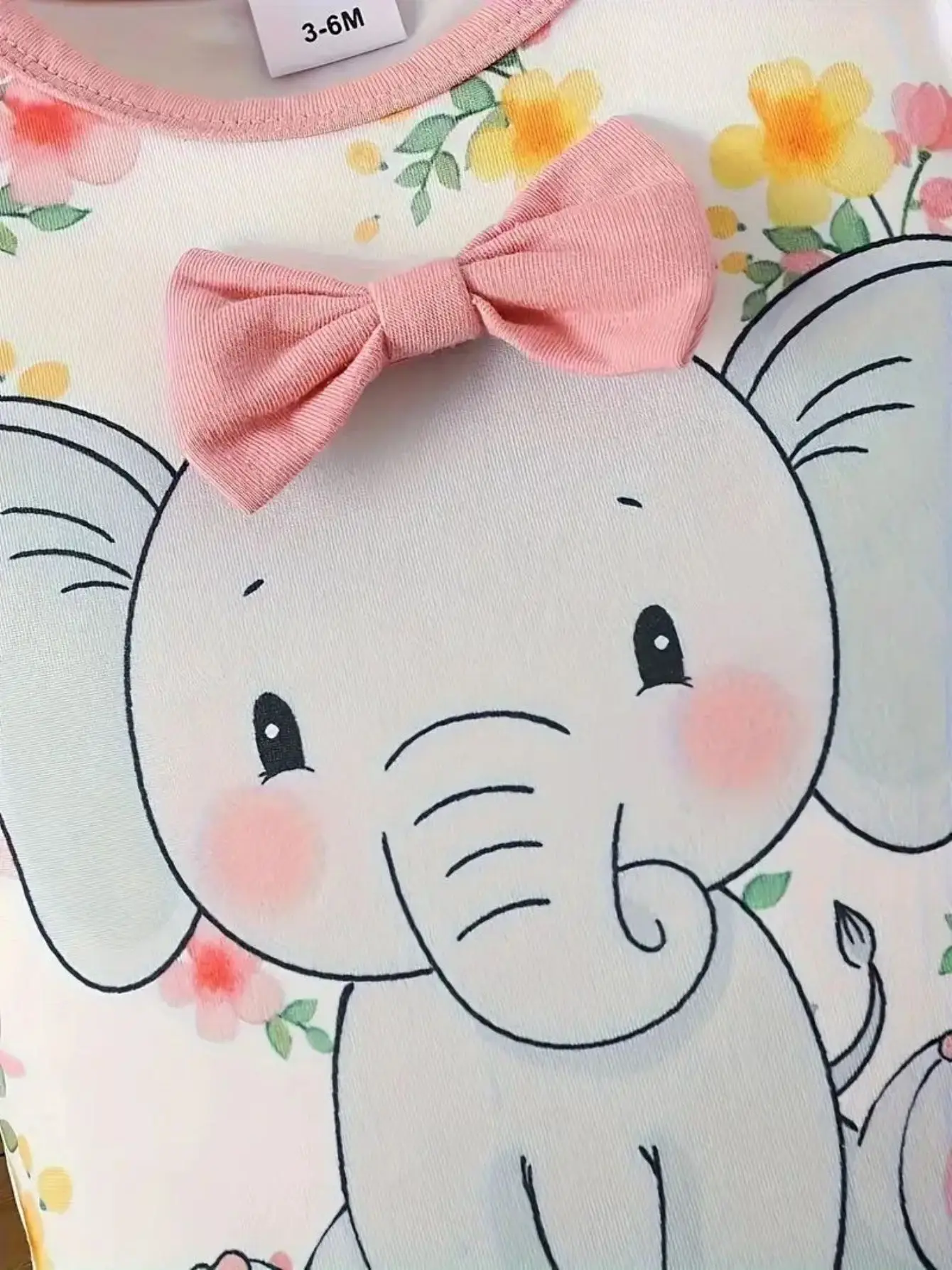 طقم بدلة بأكمام طويلة وطبعة فيل زهري للفتيات الصغيرات، وسروال وردي، وقبعة صغيرة زهرية مكونة من ثلاث قطع #4