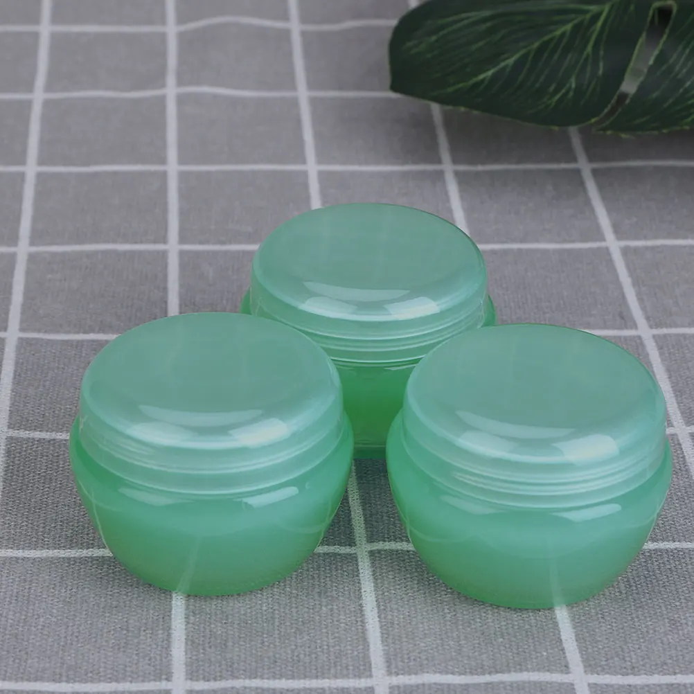 

40pcs Mushroom Shaped Cream Jars Mini Size Sealed Empty Containers for Eyeshadow Balms Lotion Toiletry Storage Plastic Bottle