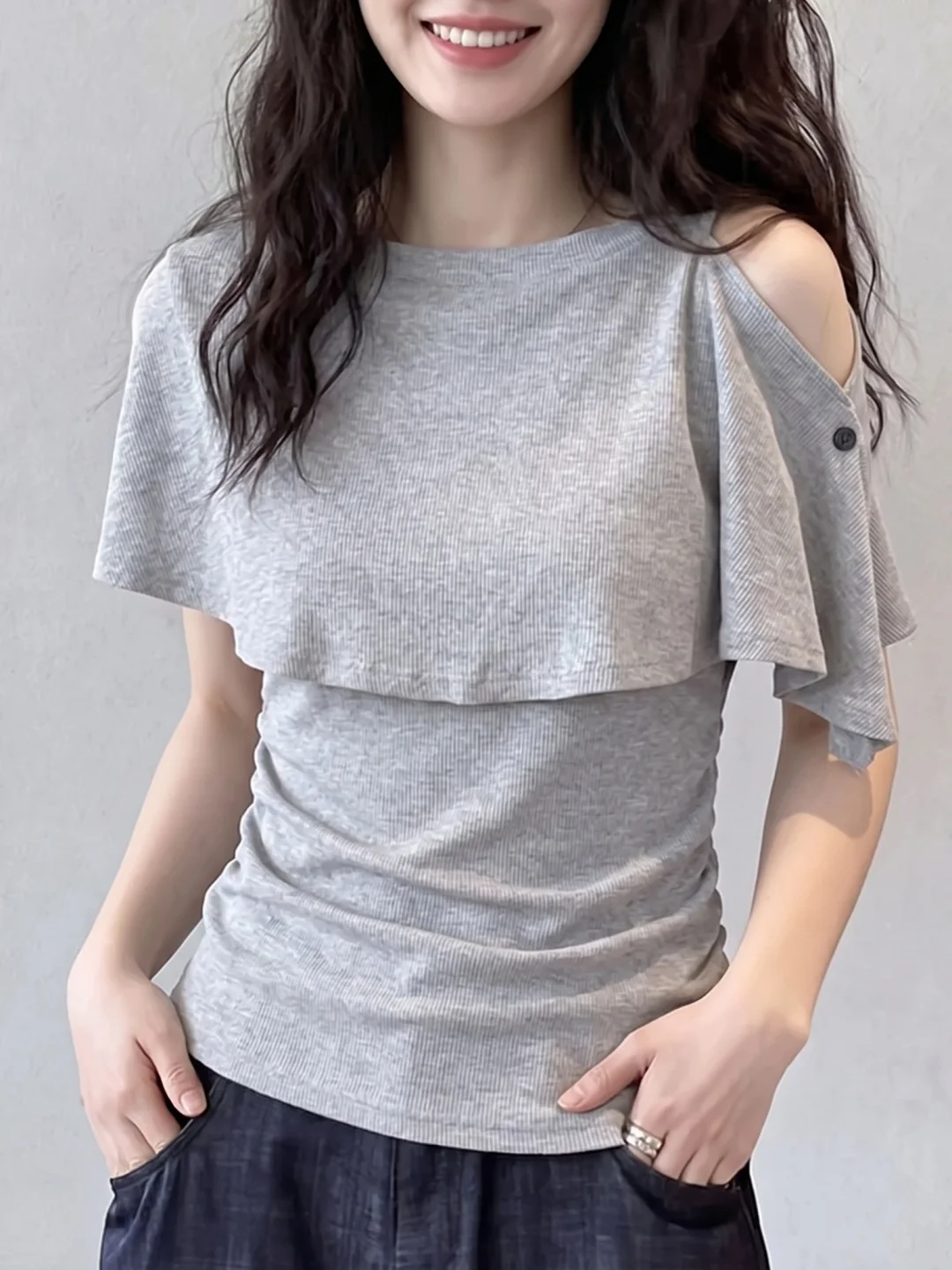 

Elegant Shoulder Bared Knitted Ice Silk T Shirt Versatile Slimming Summer Design Casual Straight Cut Short Sleeve round Neck Top